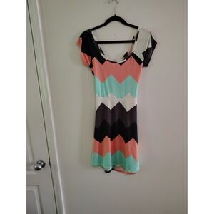 Rue21 Women Multicolor Chevron Print Mini Dress Short Sleeve Size L NWT